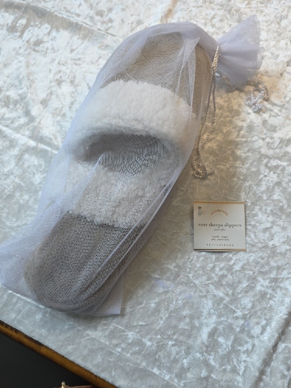 NWT Pottery Barn Cozy Sherpa Slippers - Cream and Taupe - Picture 7 of 7
